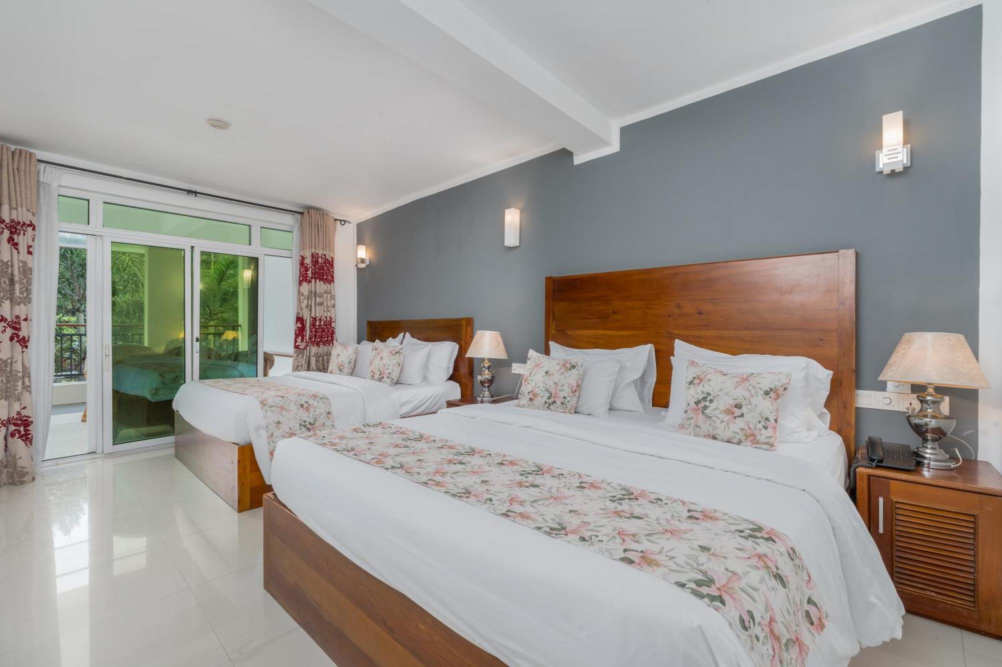 Hotel Travellers Nest Kandy Luaran gambar