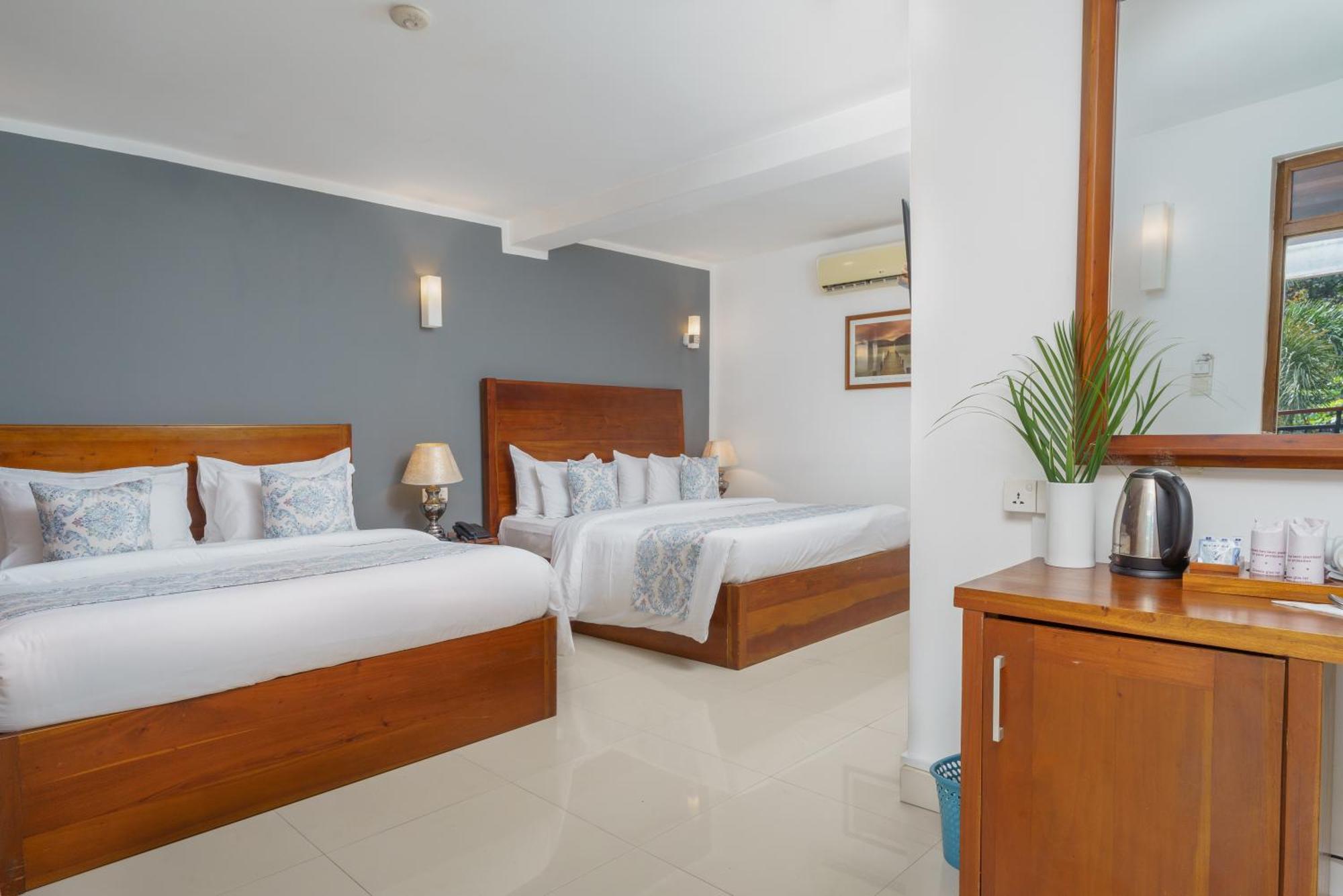Hotel Travellers Nest Kandy Luaran gambar