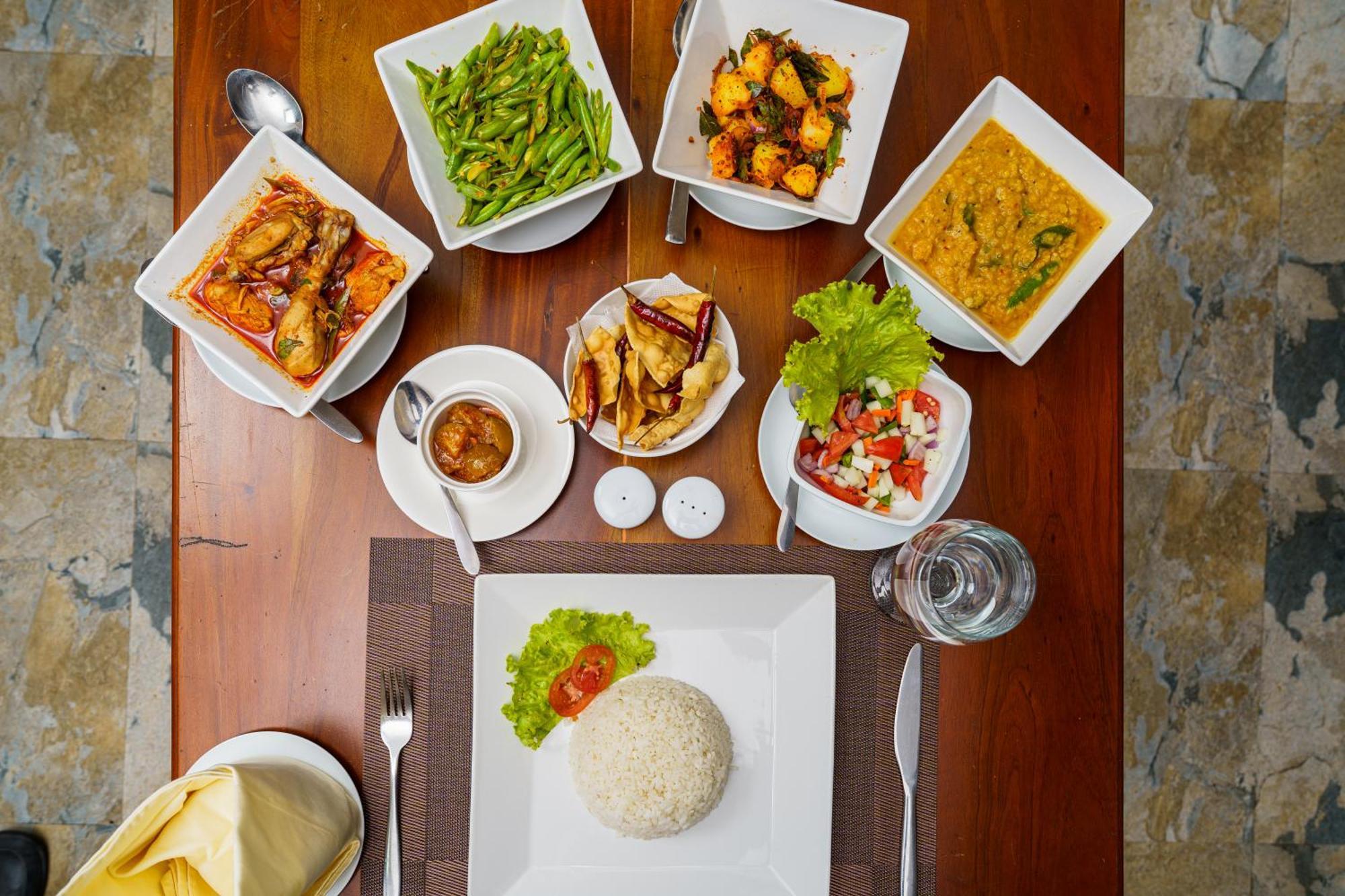 Hotel Travellers Nest Kandy Luaran gambar